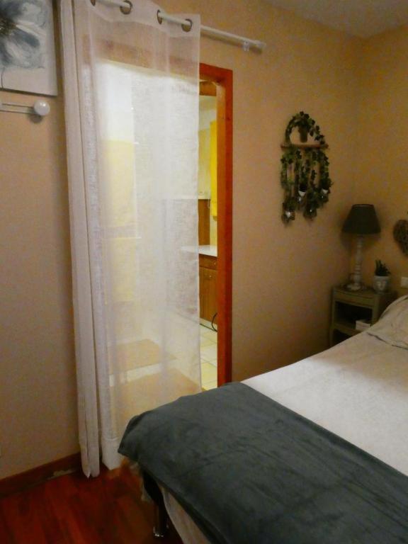 Chambre Le Mas D'Adelice Taulignan Exterior foto